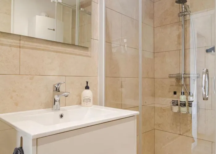 Le Cozy Maupas 度假居 Gavray-sur-Sienne