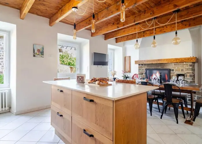 Le Cozy Maupas 度假居 Gavray-sur-Sienne